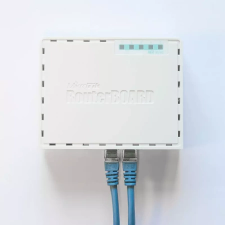Маршрутизатор Mikrotik hEX RB750Gr3 RB750Gr3